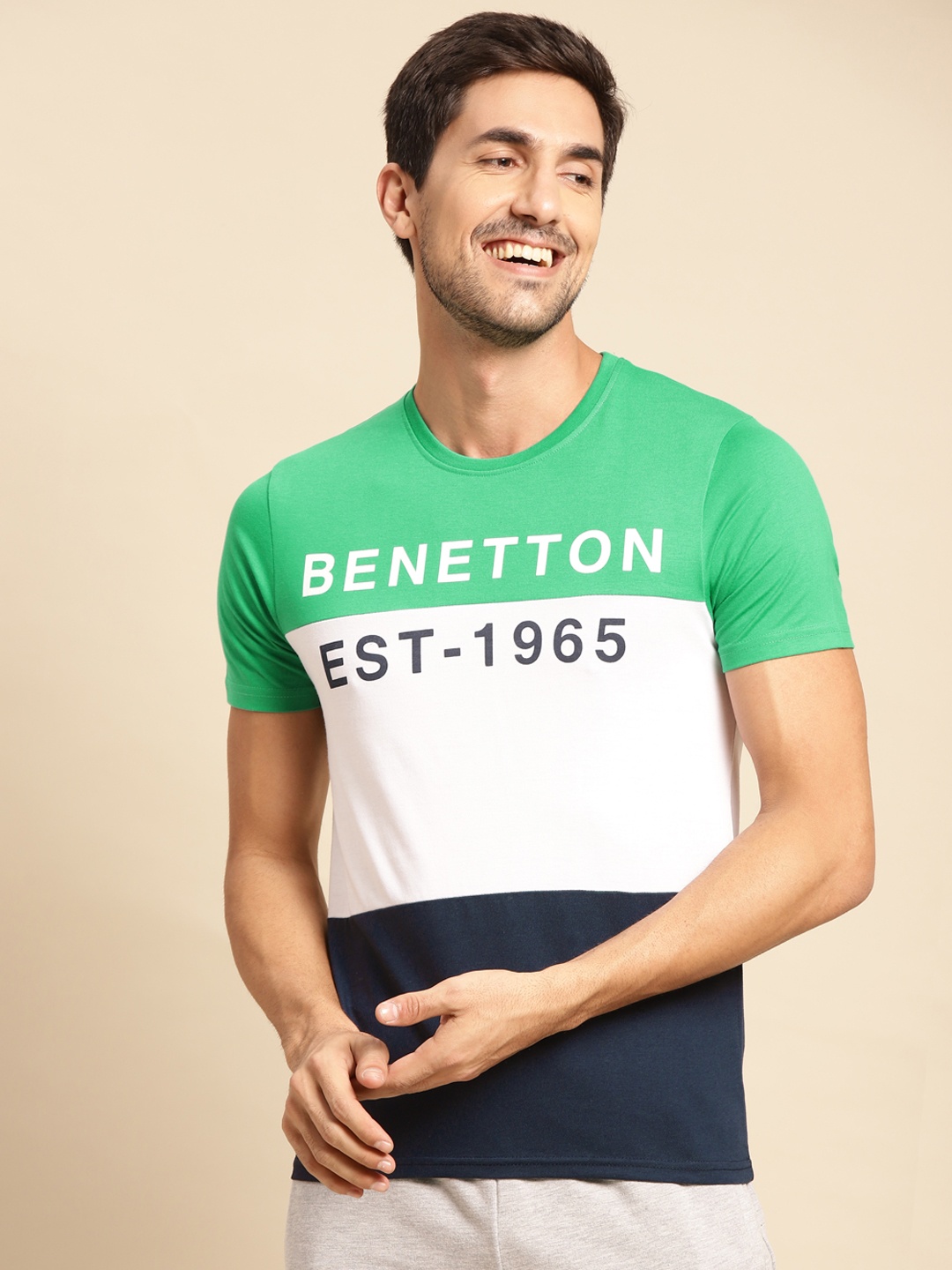 

United Colors of Benetton Men Green & White Brand Logo Colourblocked T-shirt