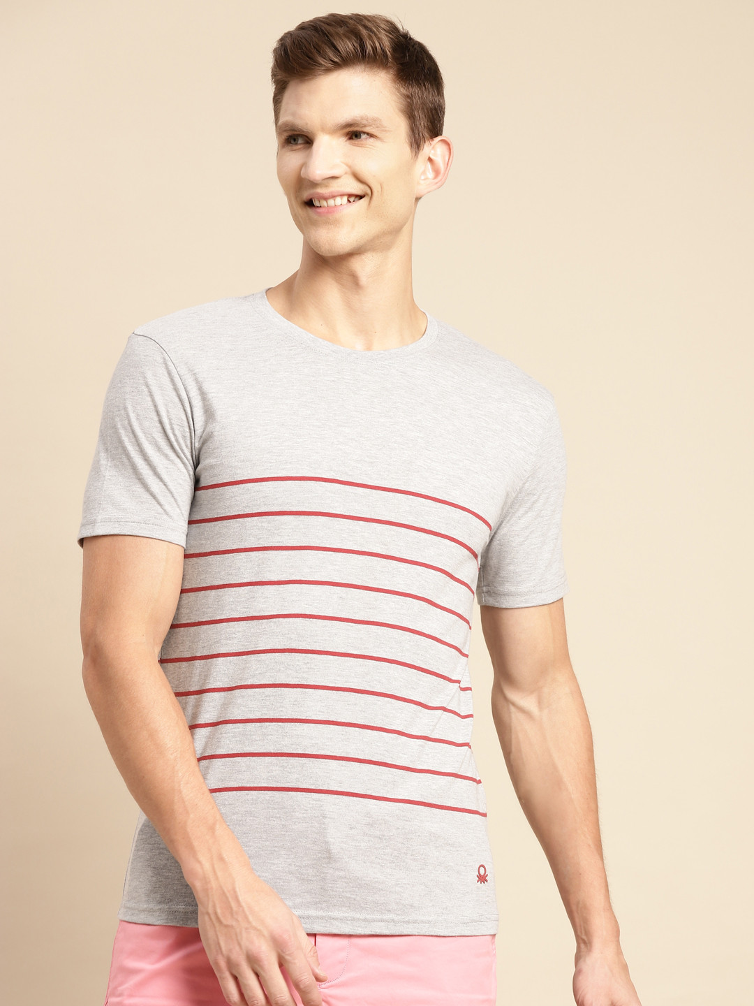 

United Colors of Benetton Men Grey Melange & Red Striped T-shirt