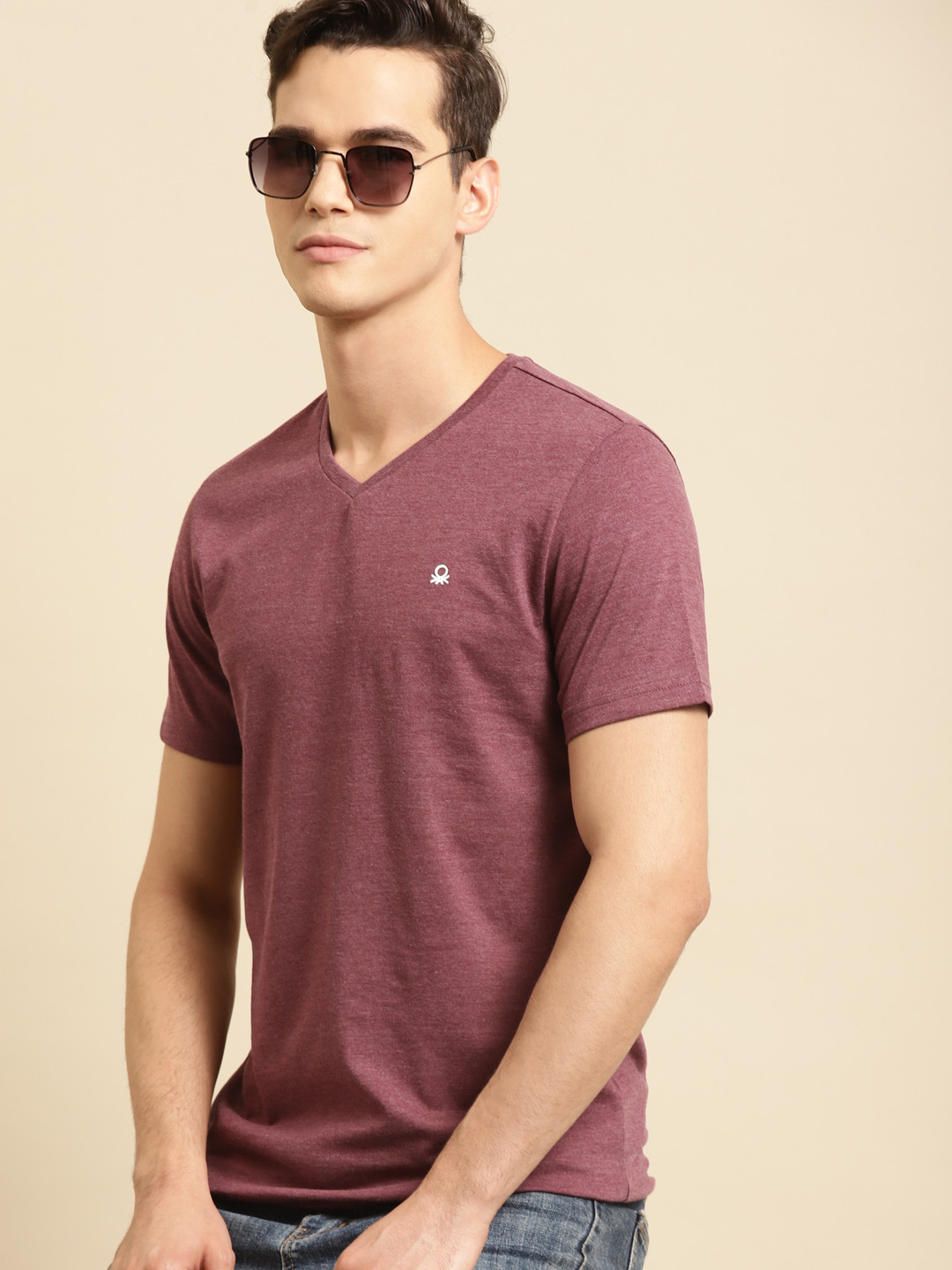 

United Colors of Benetton Men Burgundy V-Neck T-shirt