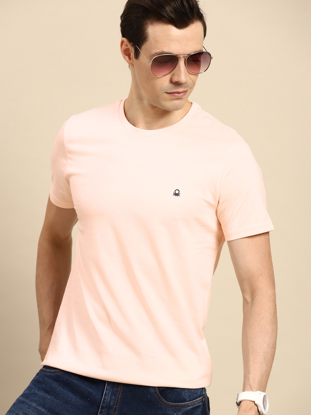 

United Colors of Benetton Men Peach Coloured Solid T-shirt