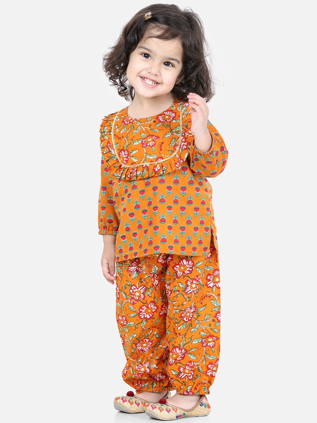 

BownBee Girls Orange Bandhani Printed Gotta Patti Pure Cotton Top with Harem Pants