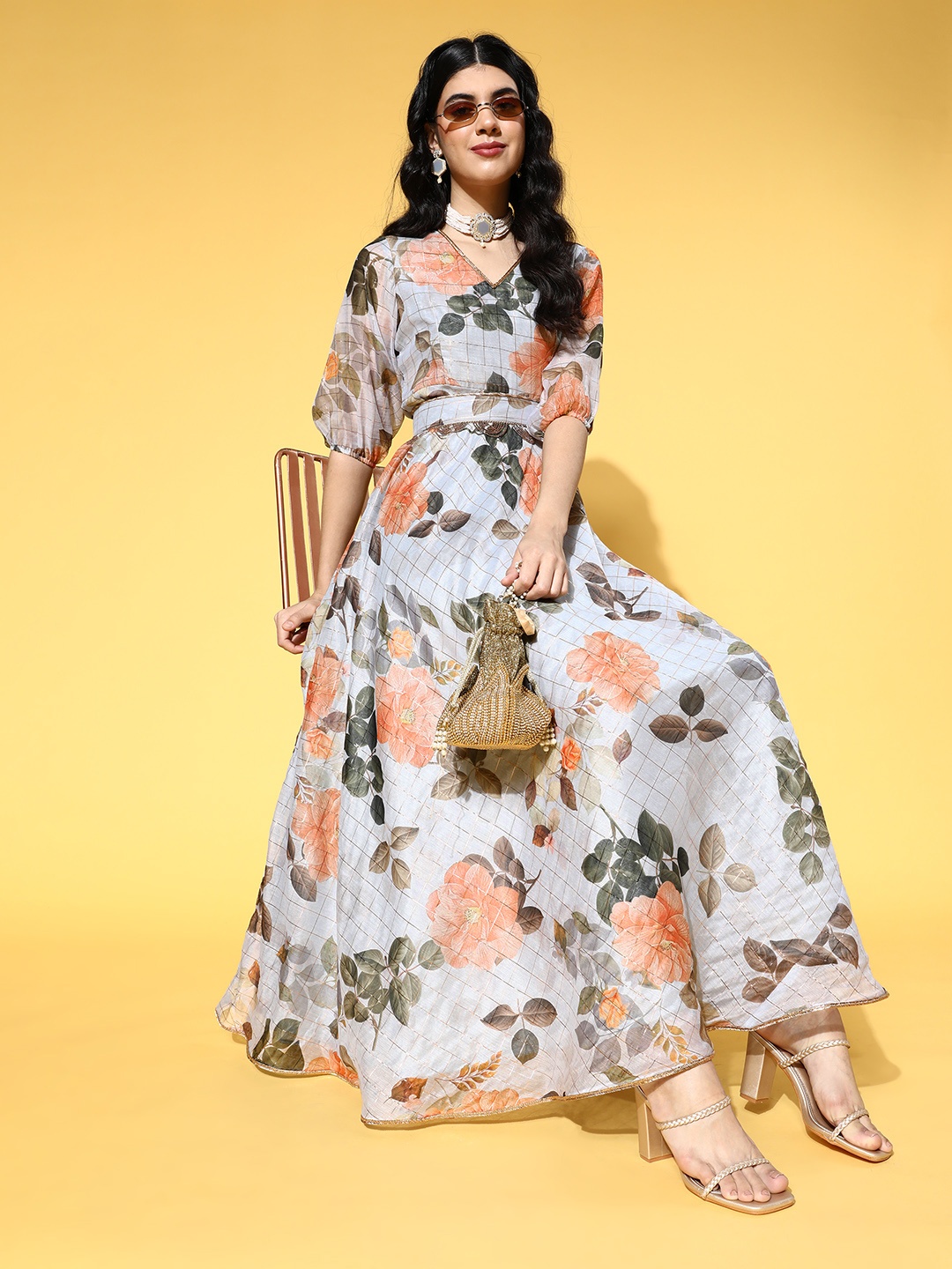 

Inddus Women Beautiful Grey Floral Gown for Days