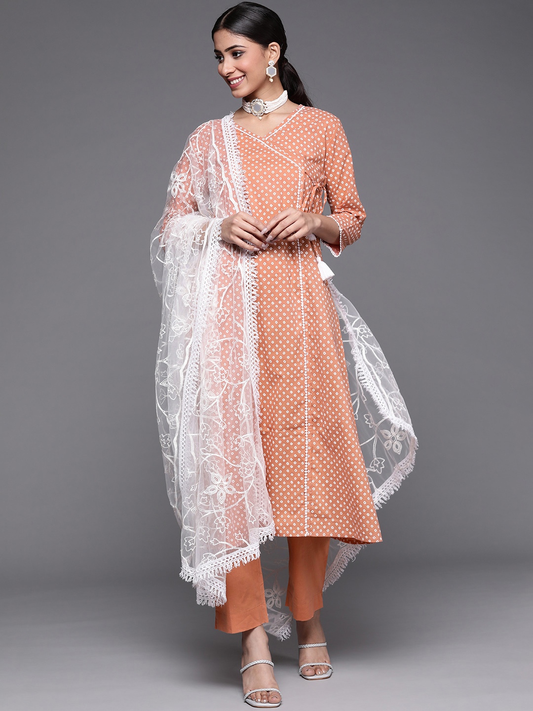 

Varanga Women Peach-Coloured Bandhani Printed Pure Cotton Kurta with Trousers & Dupatta