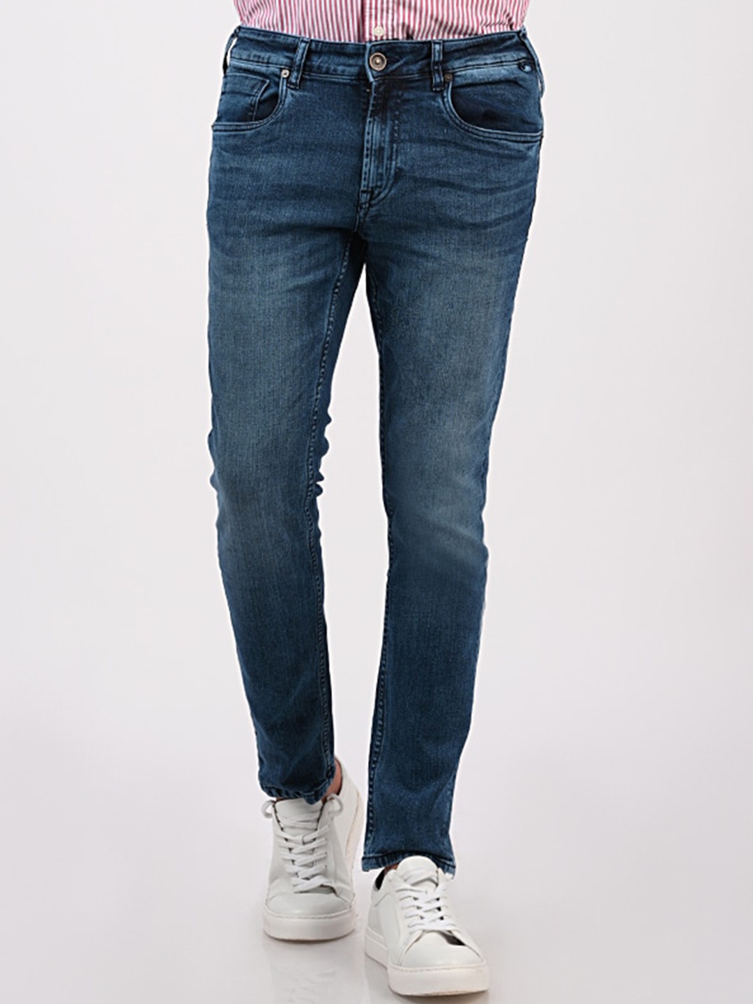 

MERCHANT MARINE Men Blue Slim Fit Light Fade Jeans