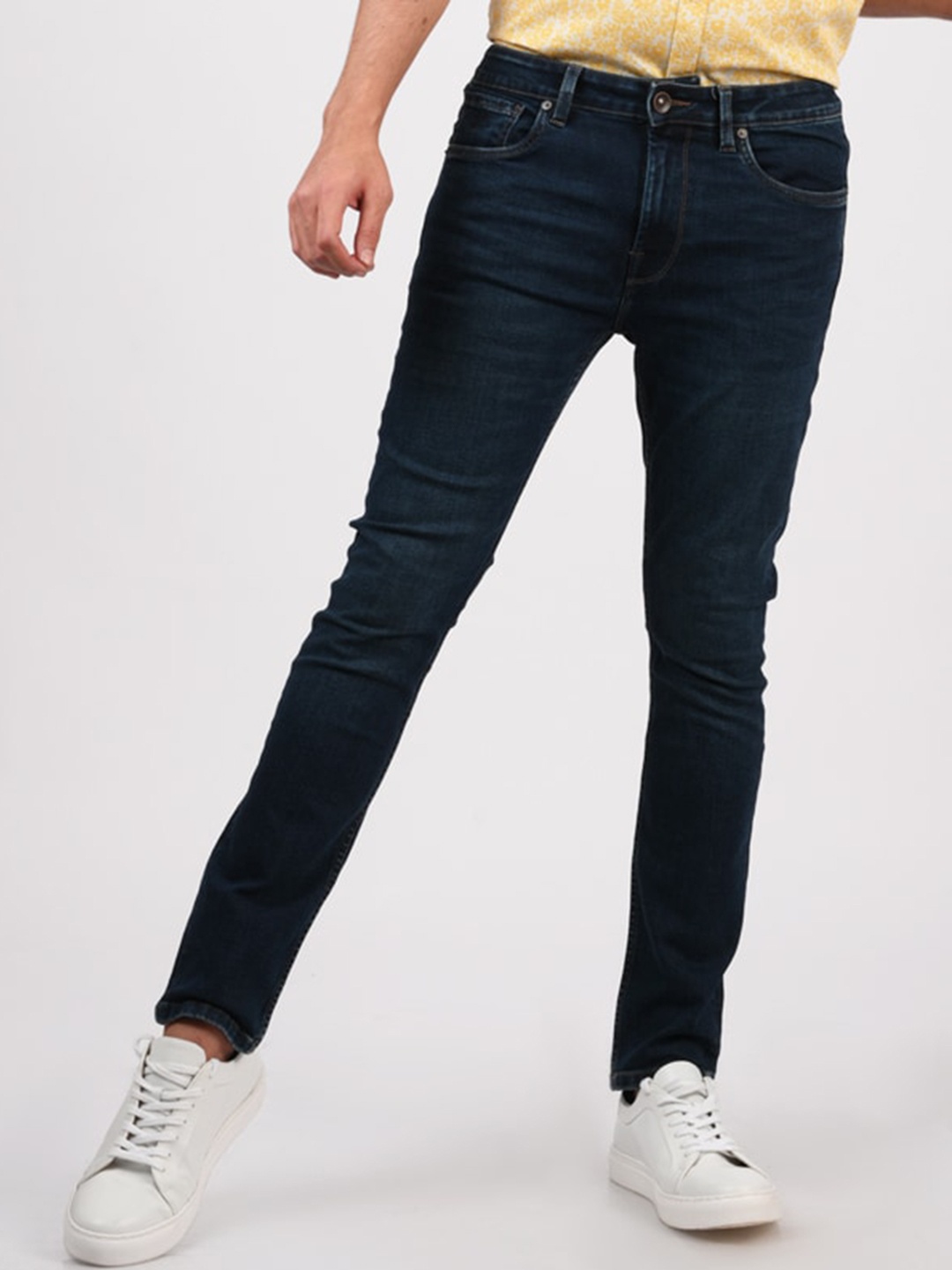 

MERCHANT MARINE Men Navy Blue Slim Fit Cropped Jeans