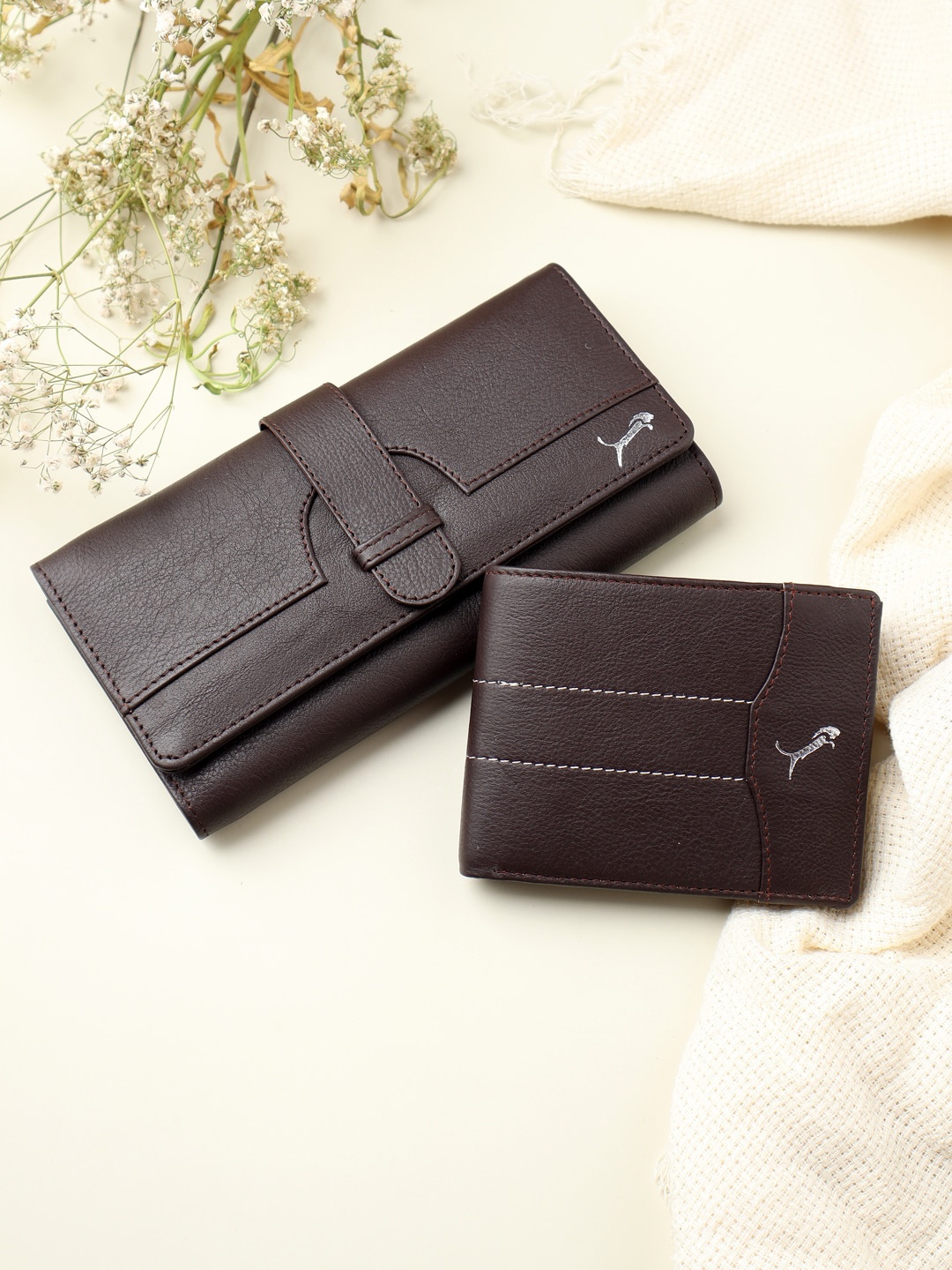 

WILD EDGE Brown Solid Premium Leather Accessory Gift Set