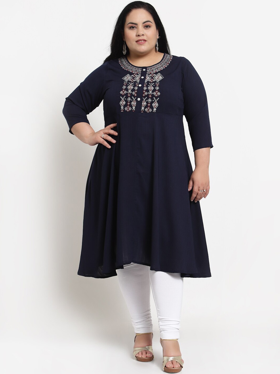 

plusS Plus Size Women Navy Blue & White Thread Work Kurta