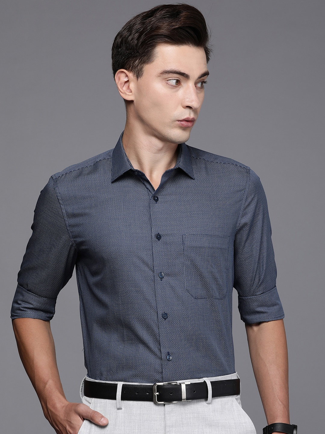 

Louis Philippe Men Navy Blue & White Slim Fit Checked Formal Pure Cotton Shirt