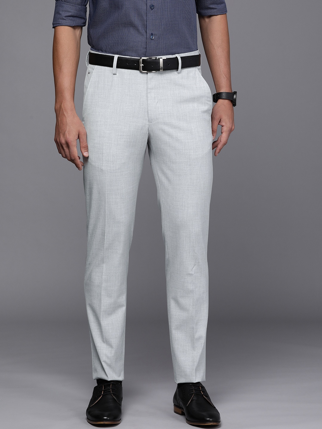 

Louis Philippe Men Grey Solid Slim Fit Pleated Trousers