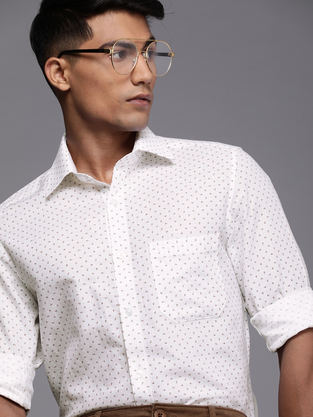

Louis Philippe Men White Classic Fit Micro Ditsy Printed Cotton Linen Semiformal Shirt