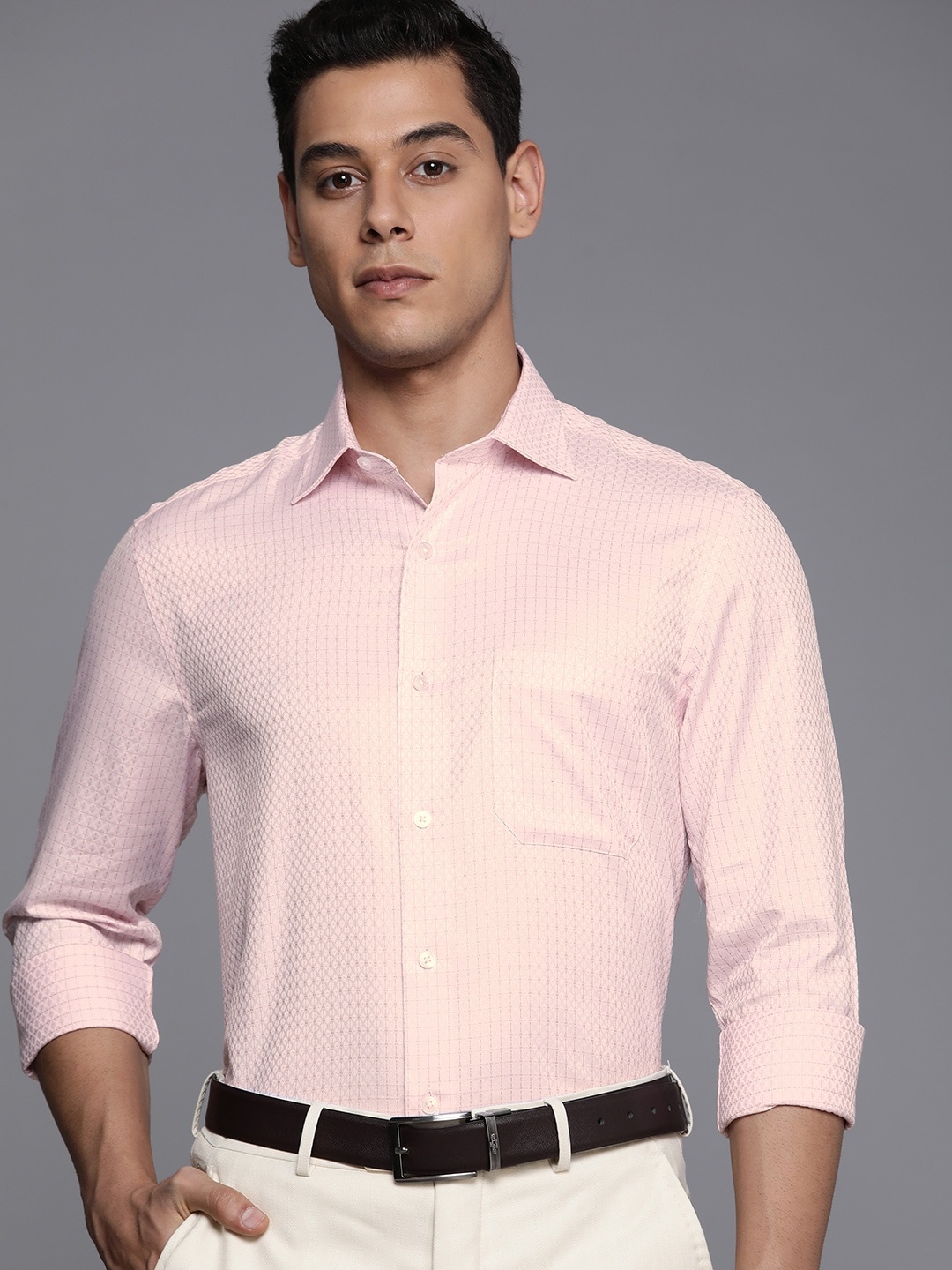 

Louis Philippe Men Pink Classic Fit Checked Pure Cotton Formal Shirt