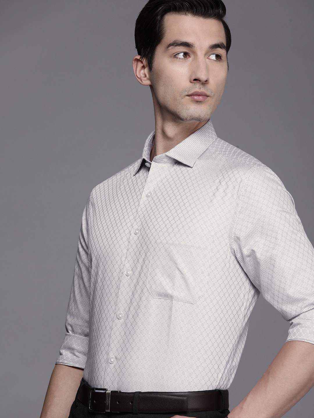 

Louis Philippe Men Grey Geometric Printed Slim Fit Formal Shirt