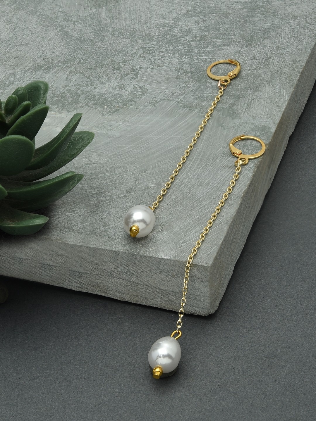 

AMI Gold-Toned Contemporary Drop Earrings