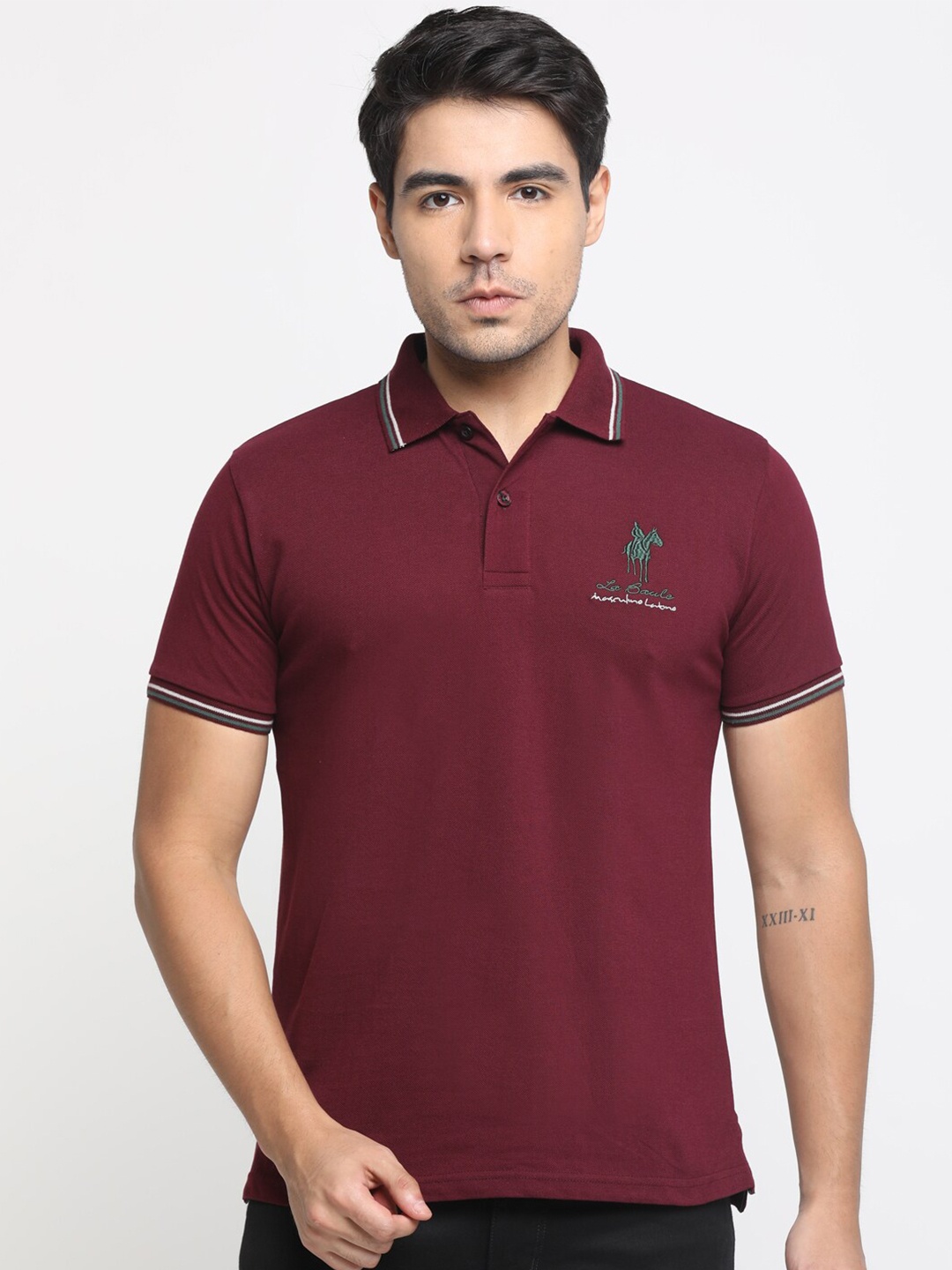 

Masculino Latino Plus Men Maroon Polo Collar T-shirt With Bio Finish Technology