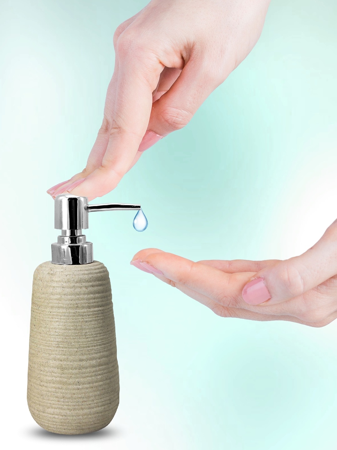 

MARKET99 White Soap Dispenser