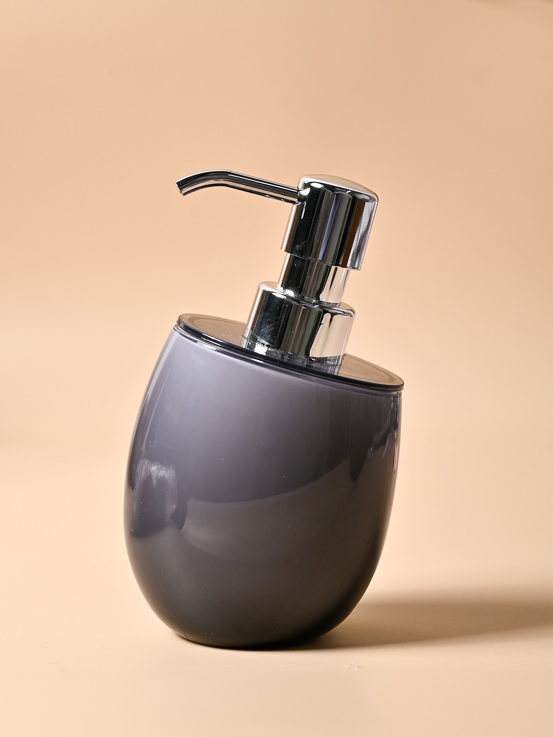 

MARKET99 Black Solid Soap Dispenser