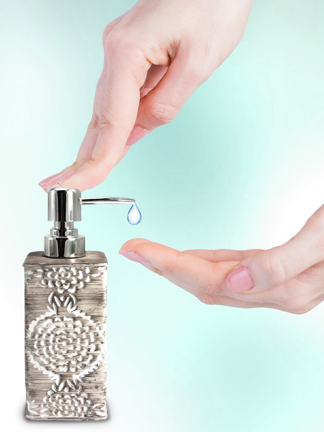 

MARKET99 White & Beige Floral Engraved Soap Dispenser