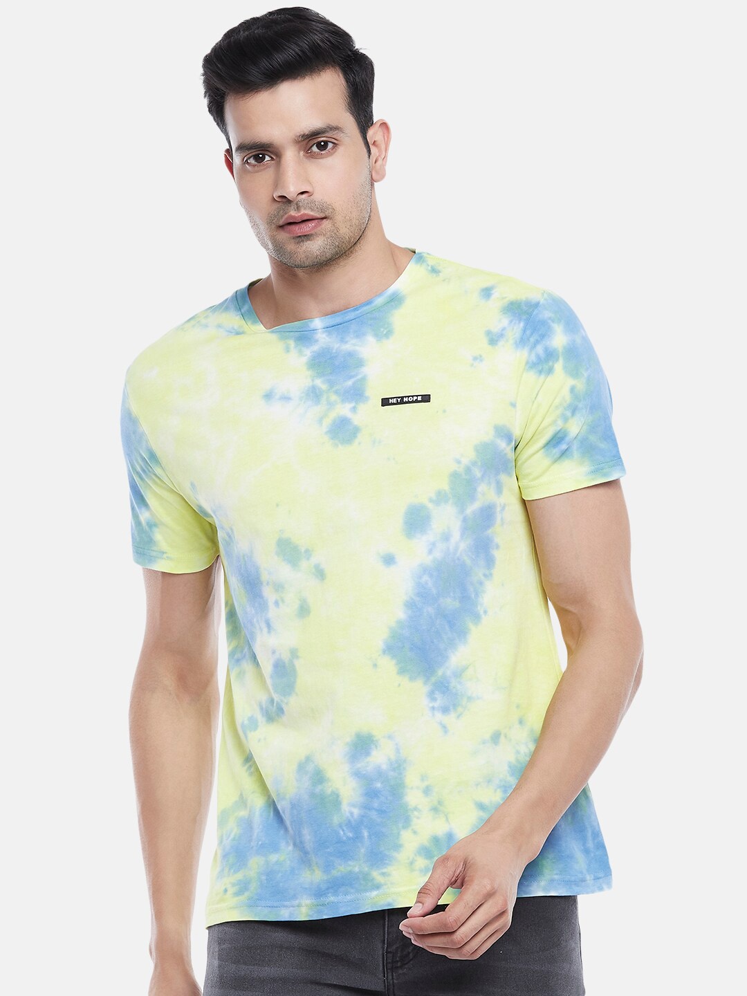 

People Men Yellow & Blue Tie and Dye Dyed Cotton T-shirt