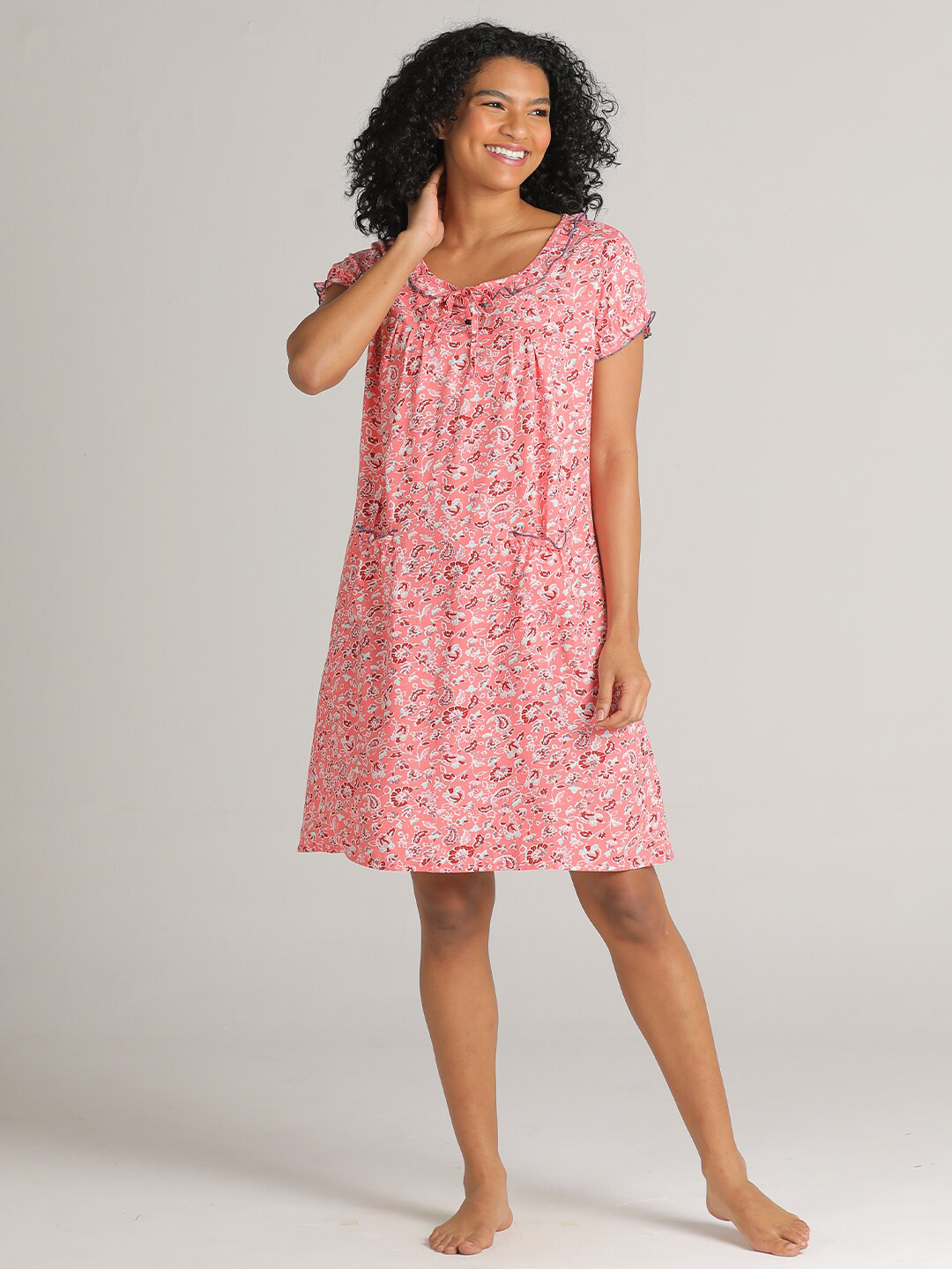 

evolove Pink Printed Nightdress