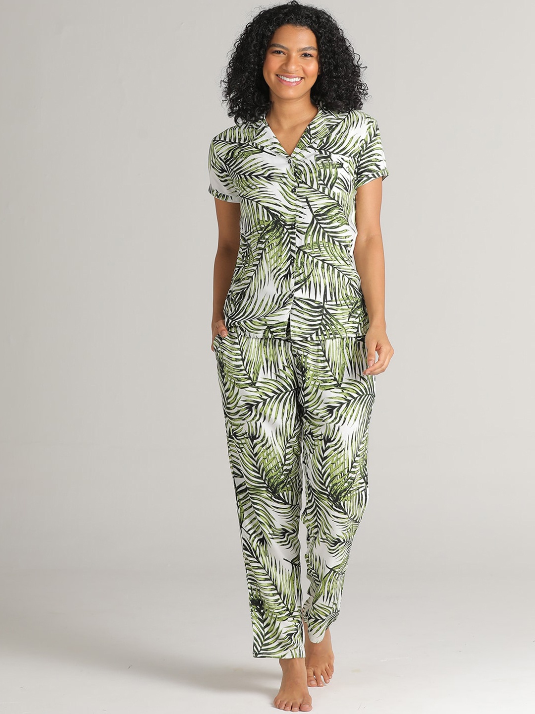 

evolove Women Green Tropical Printed Night Suit