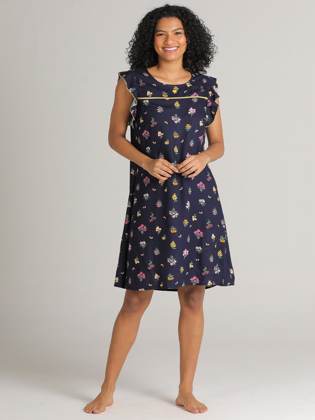 

evolove Navy Blue Printed Nightdress