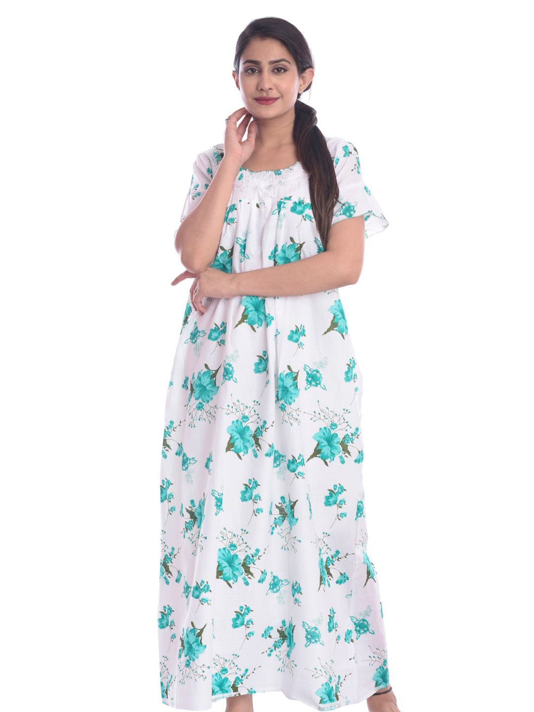 

Apratim Women White & Sea Green Floral Printed Cotton Maxi Nightdress