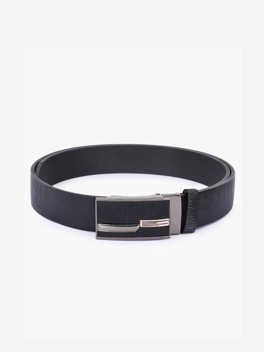 

BuckleUp Men Black Textured Leather Belt
