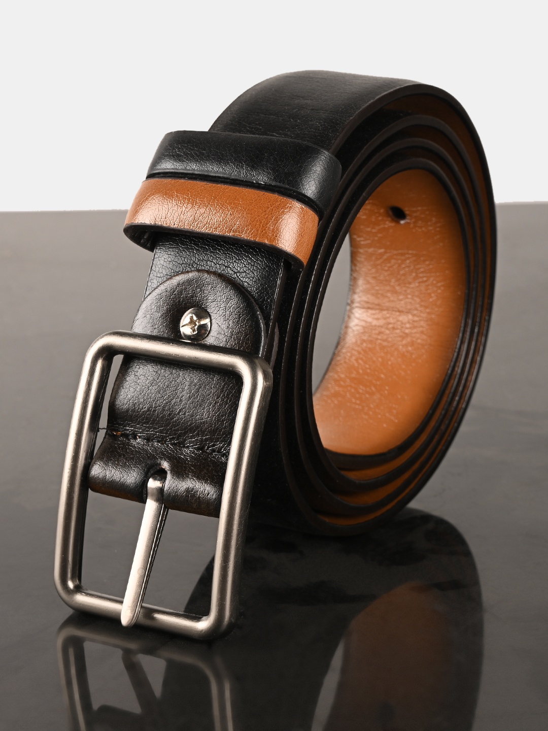 

BuckleUp Men Tan Leather Belt