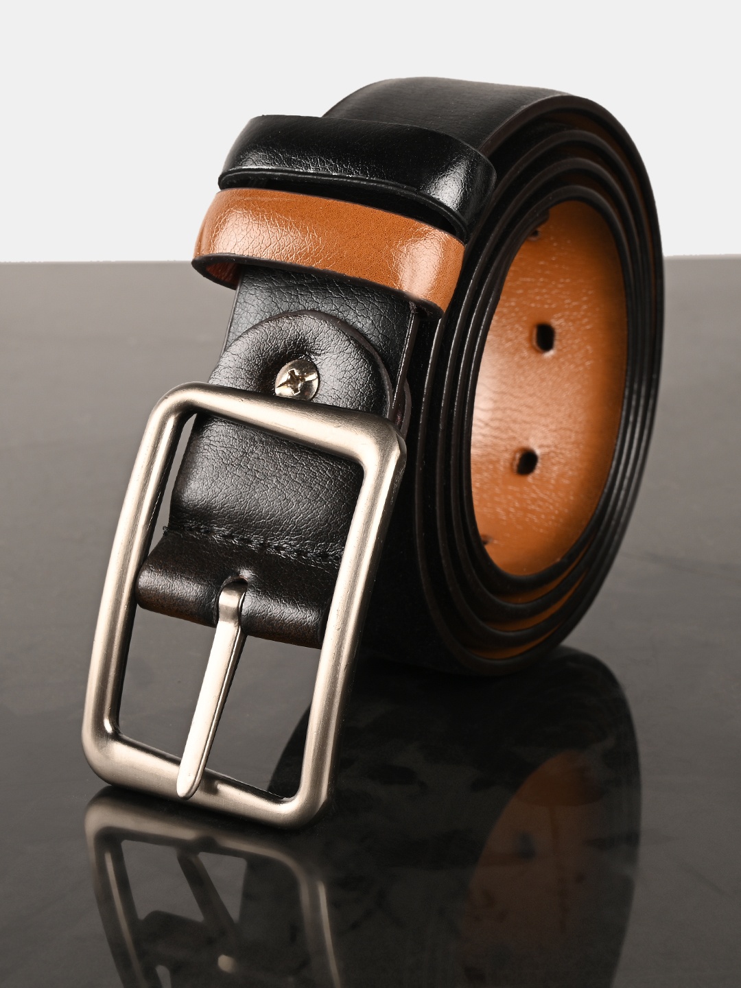 

BuckleUp Men Tan Leather Belt