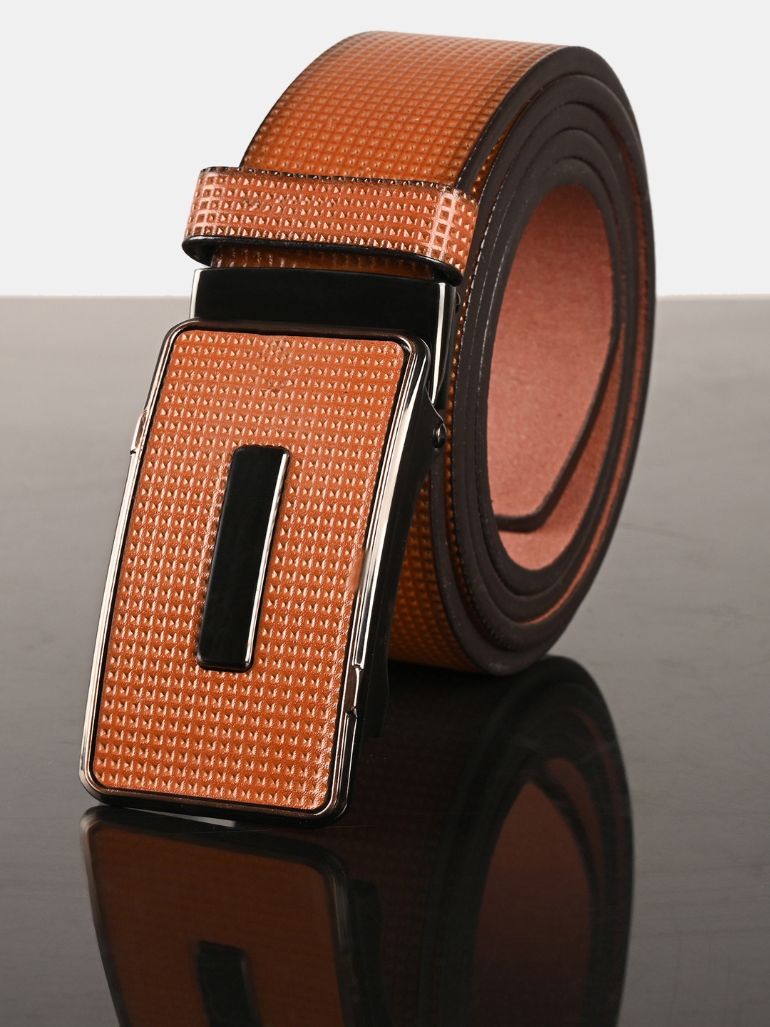 

BuckleUp Men Tan-Coloured Leather Belt