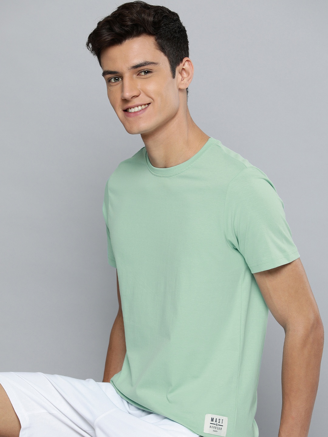 

M&H Easy Men Sea Green Solid Round Neck T-shirt