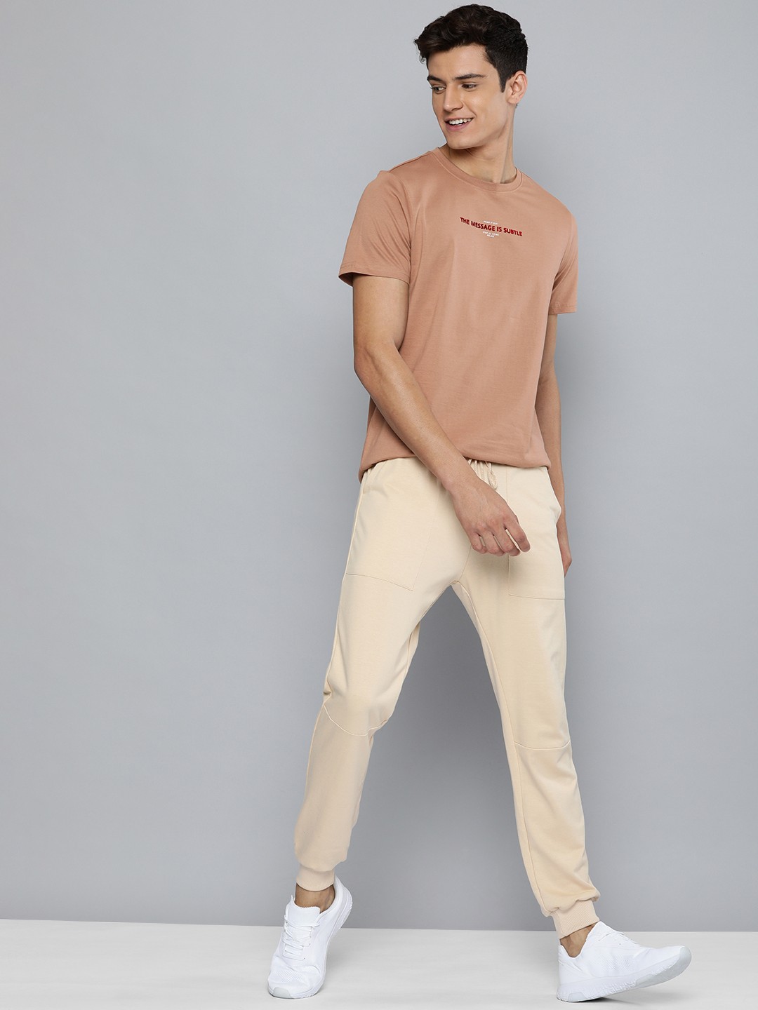 

M&H Easy Men Brown Typography Printed T-shirt