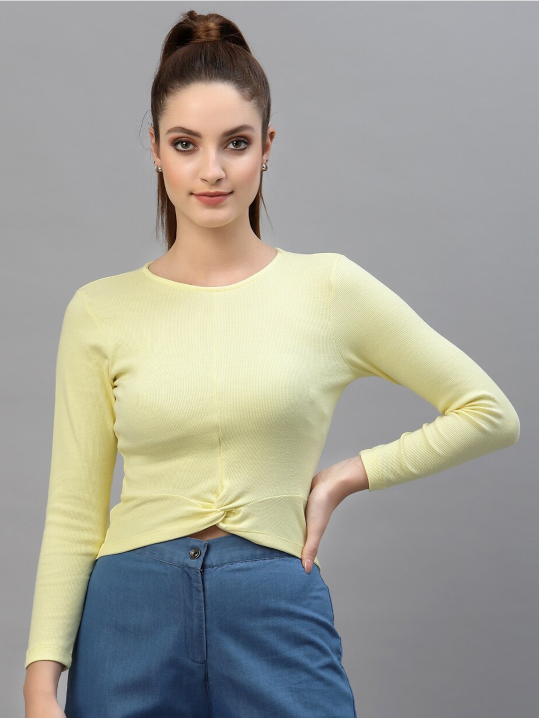 

Friskers Yellow Solid Crop Top