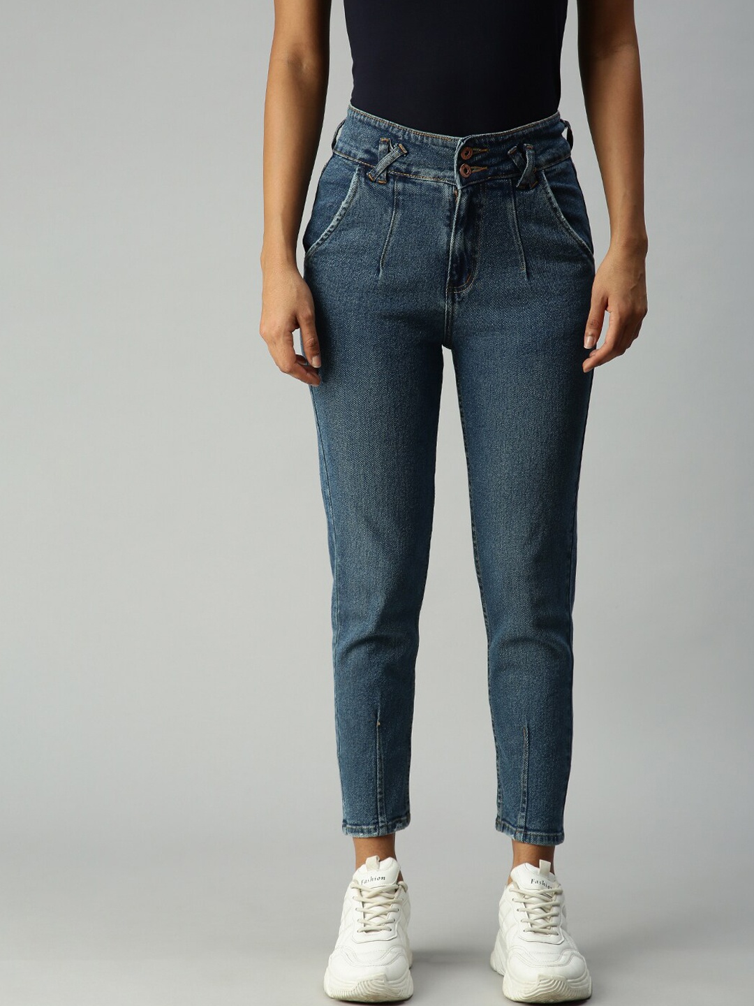 

SHOWOFF Women Blue Mom Fit High-Rise Light Fade Stretchable Cropped Jeans