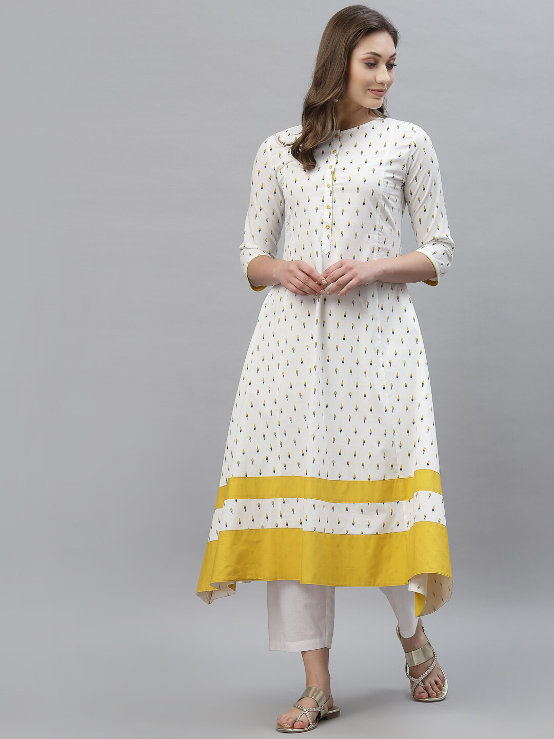 

Mode by Red Tape Women White Printed Pure Cotton Kurta