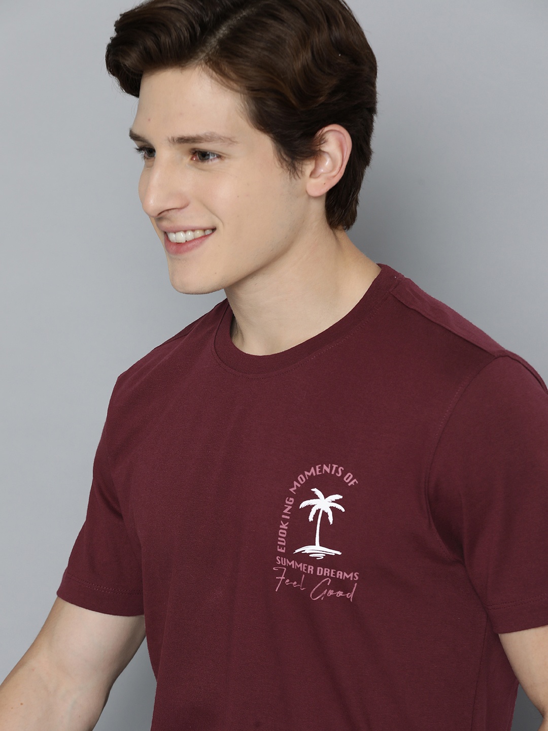 

Mast & Harbour Men Burgundy Tropical Pure Cotton T-shirt