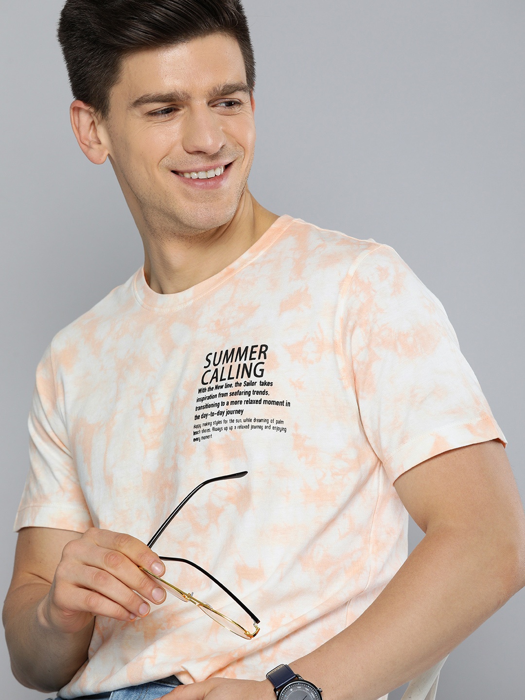 

Mast & Harbour Men Peach-Coloured & White Tie and Dye Pure Cotton T-shirt