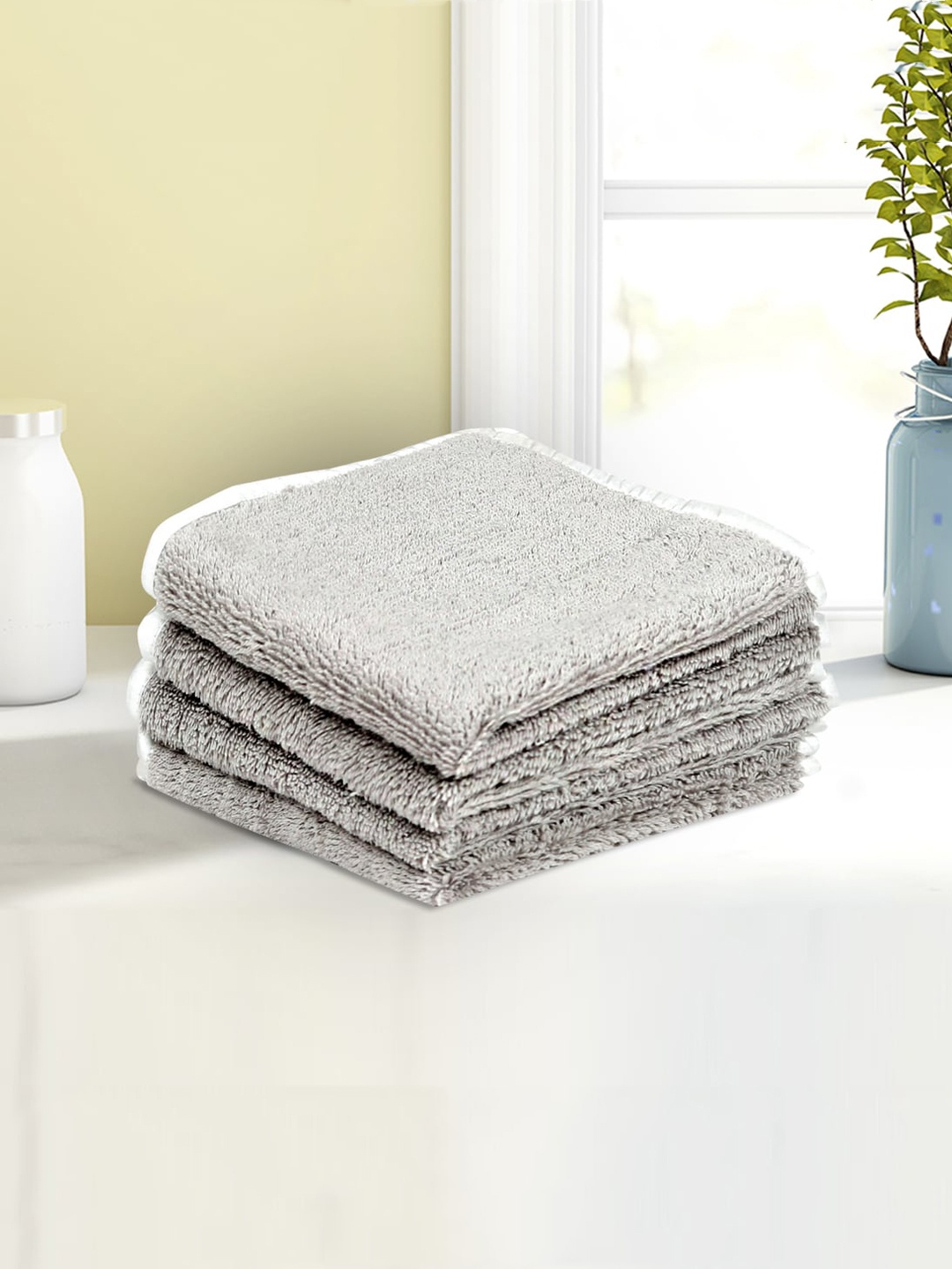 

LUSH & BEYOND Set Of 4 Solid 500 GSM Pure Cotton Face Towels, Grey