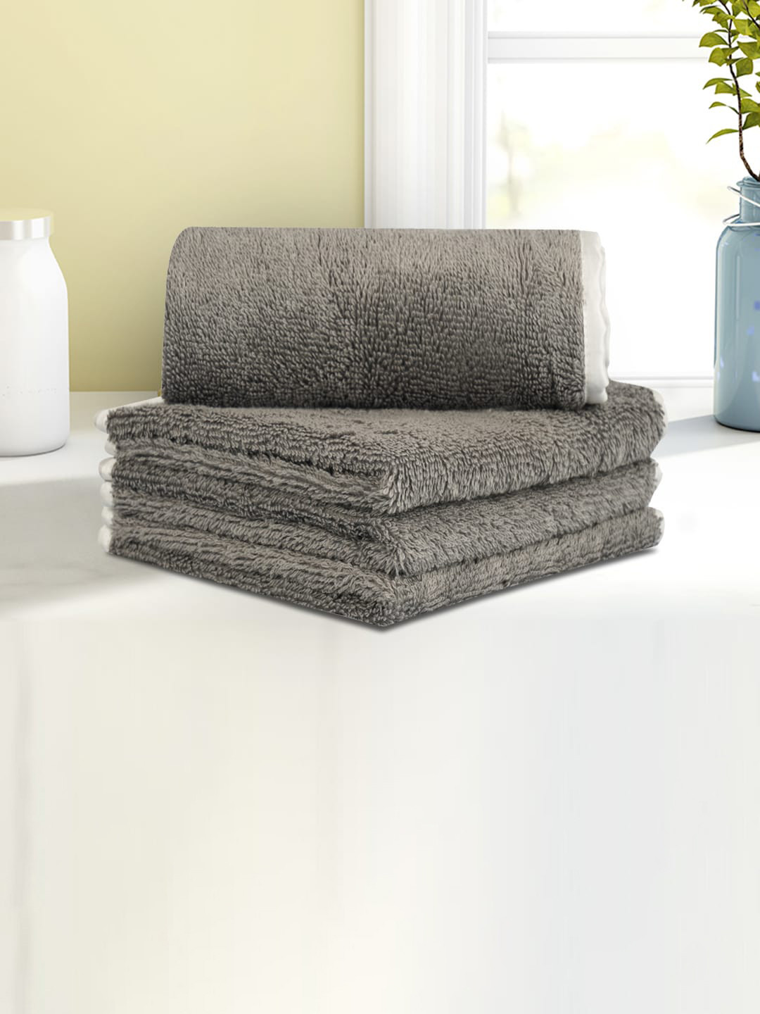 

LUSH & BEYOND Set Of 4 Grey Solid 500 GSM Pure Cotton Face Towels
