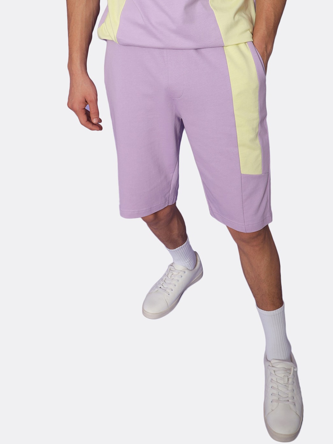 

Bewakoof Men Lavender & Yellow Cotton Sports Shorts