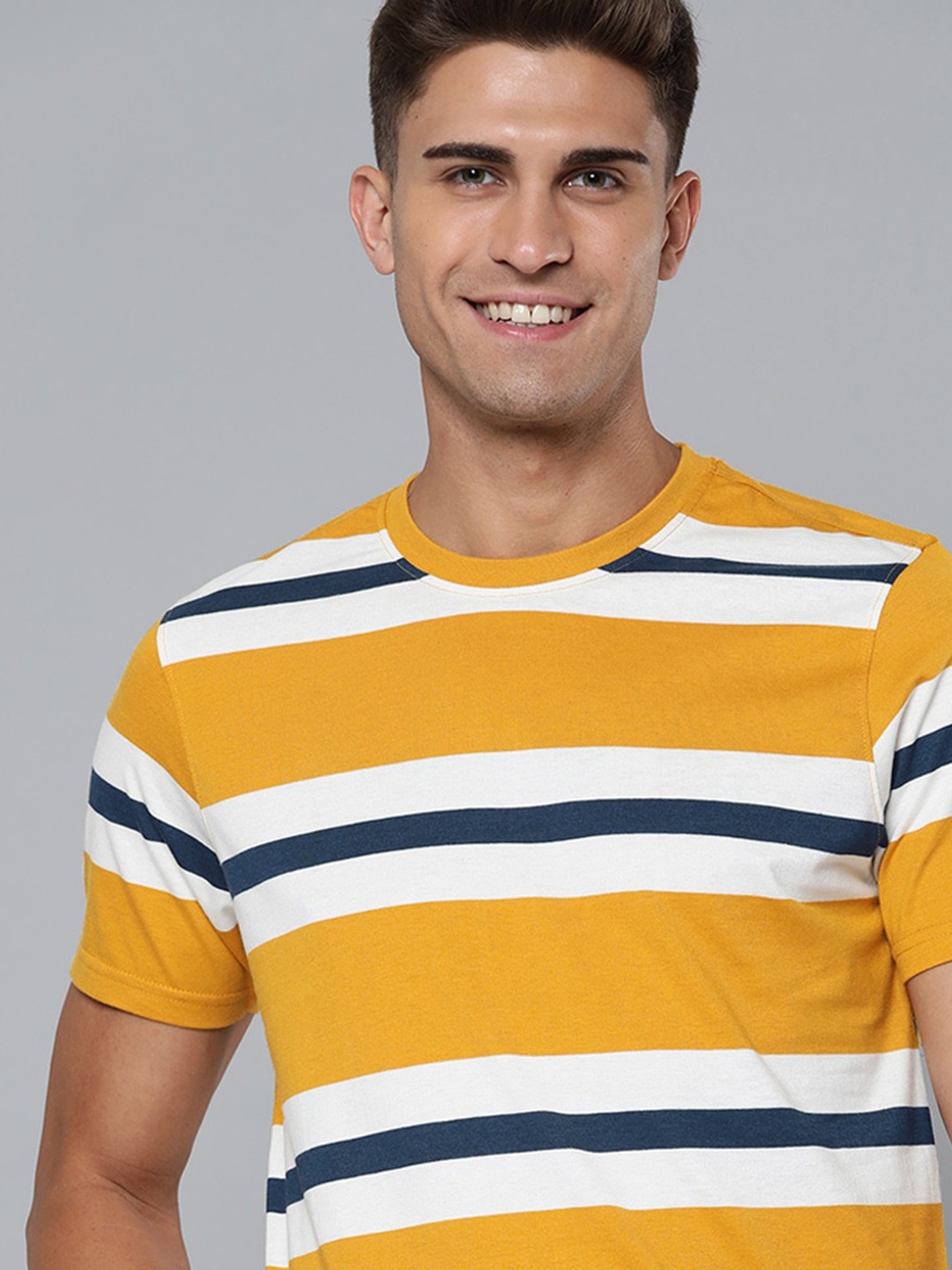 

Mast & Harbour Men Mustard Yellow & White Striped Round Neck T-shirt