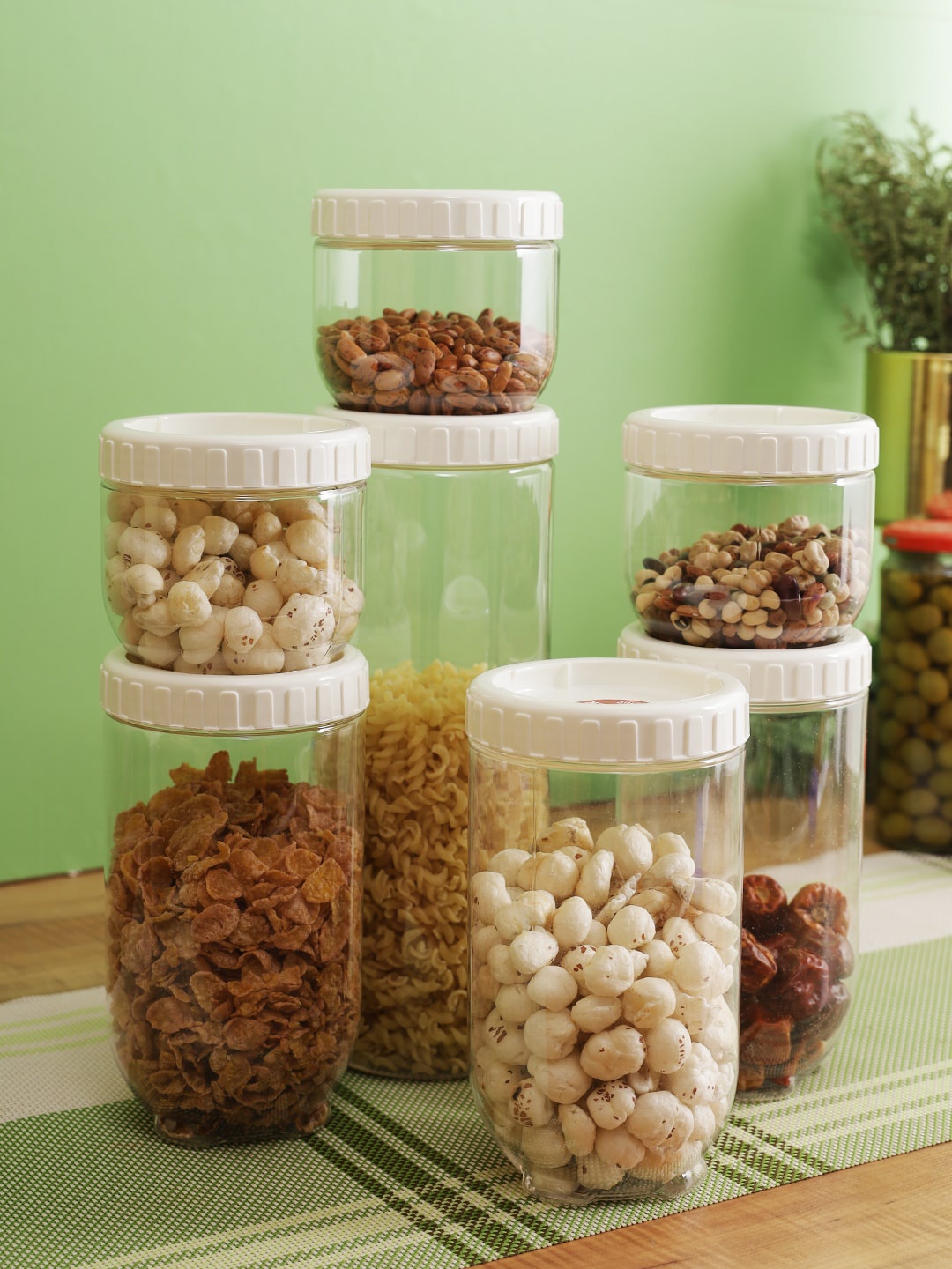

Lock & Lock Set Of 7 Plastic Refrigerator Food Storage Container, Transparent