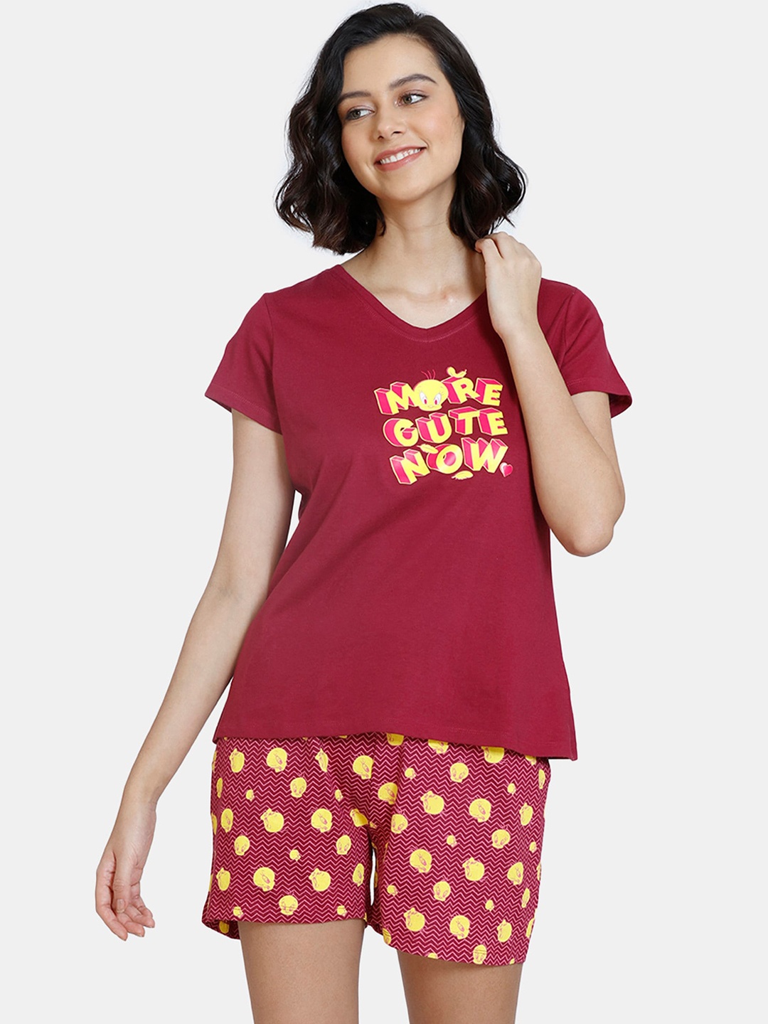 

Zivame Women Maroon & Yellow Donald Duck Printed Pure Cotton Night suit