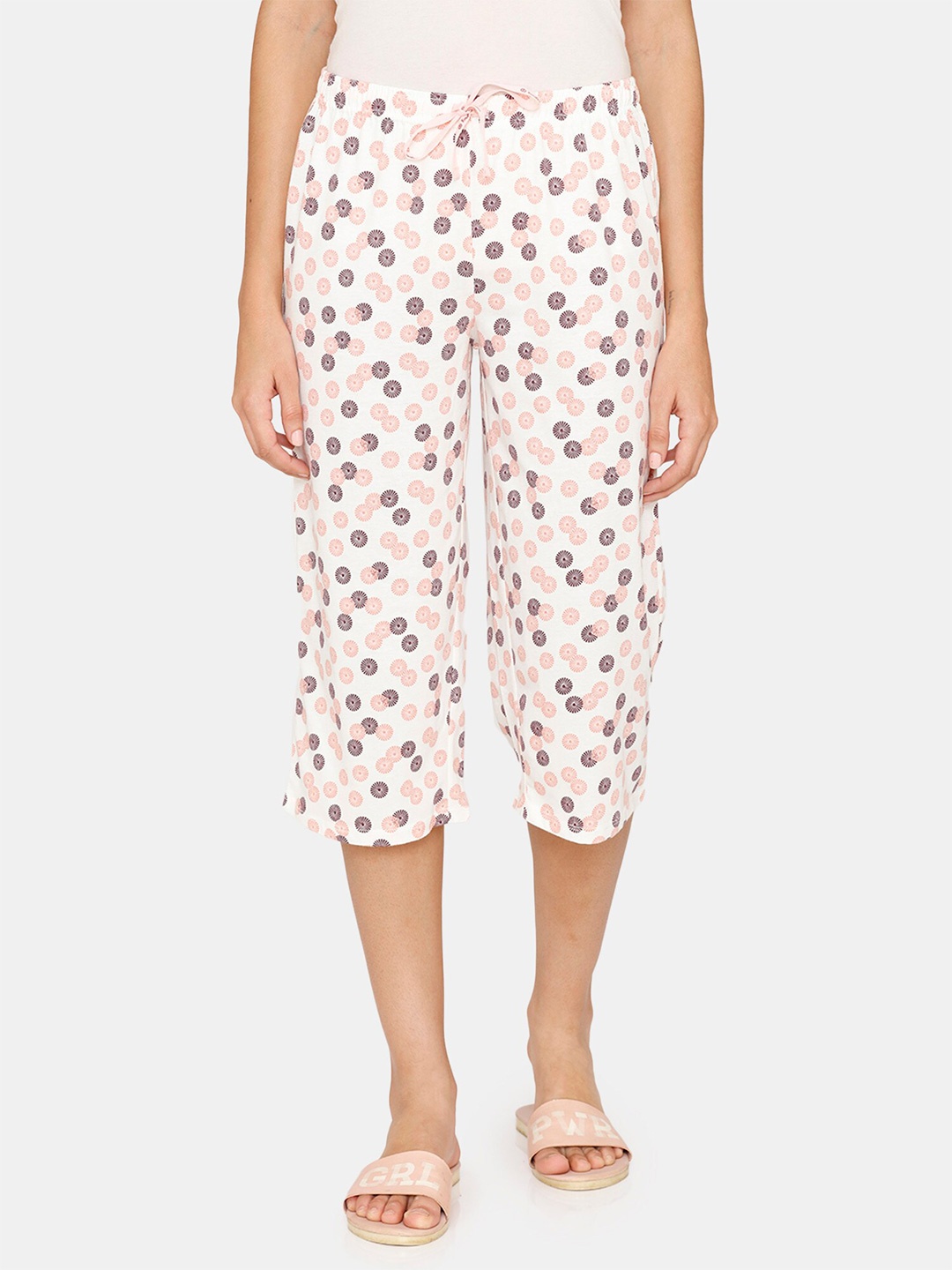 

Rosaline by Zivame Women Pink & White Printed Capris
