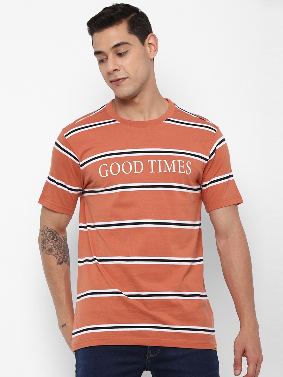 

FOREVER 21 Men Orange Striped T-shirt