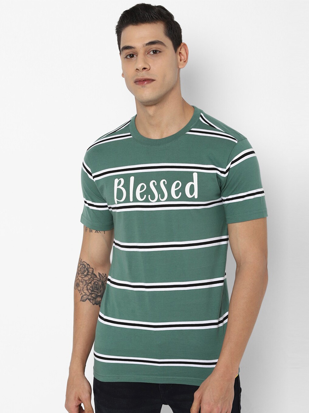

FOREVER 21 Men Green & White Striped T-shirt