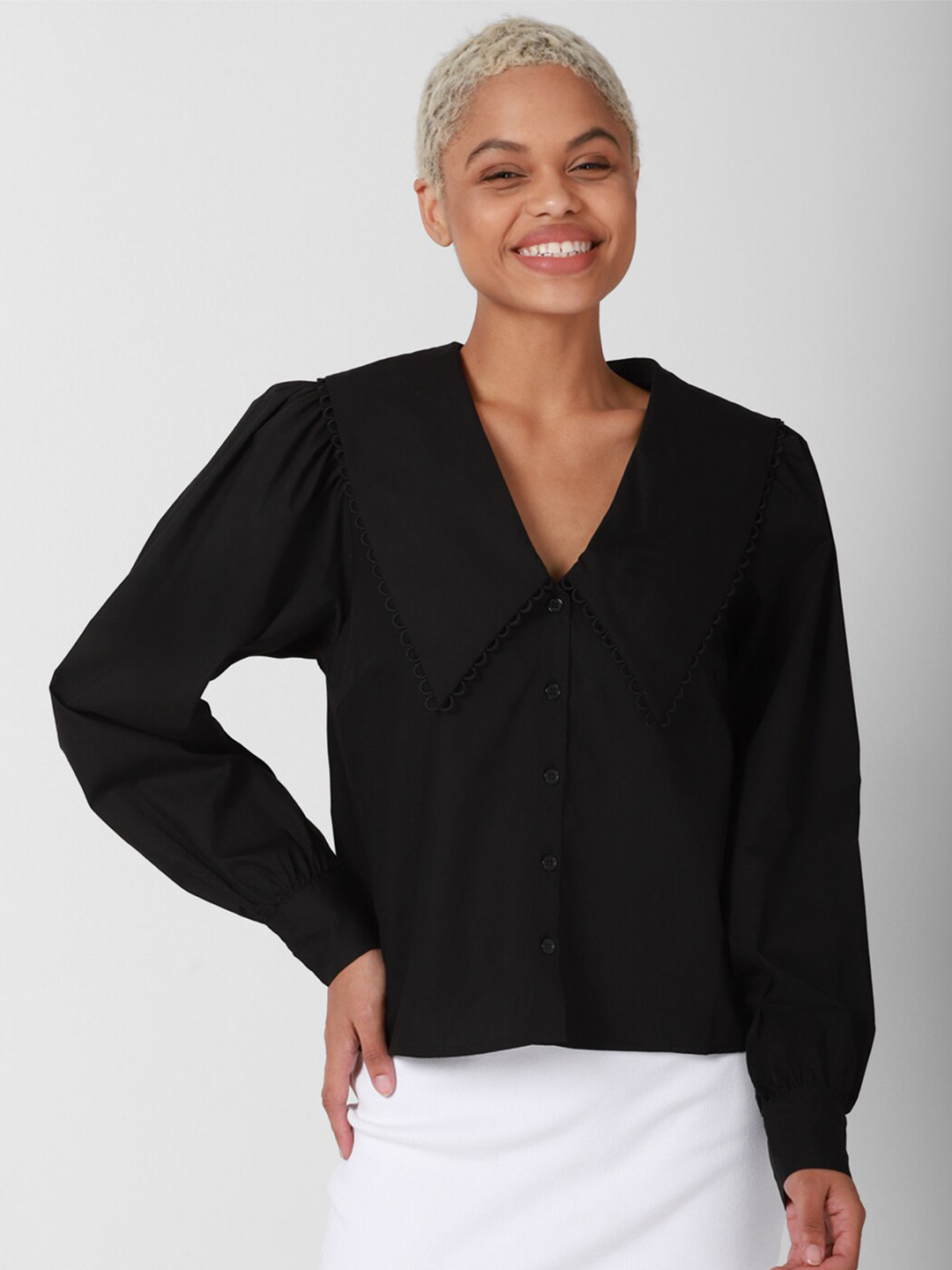 

FOREVER 21 Black Peter Pan Collar Shirt Style Top