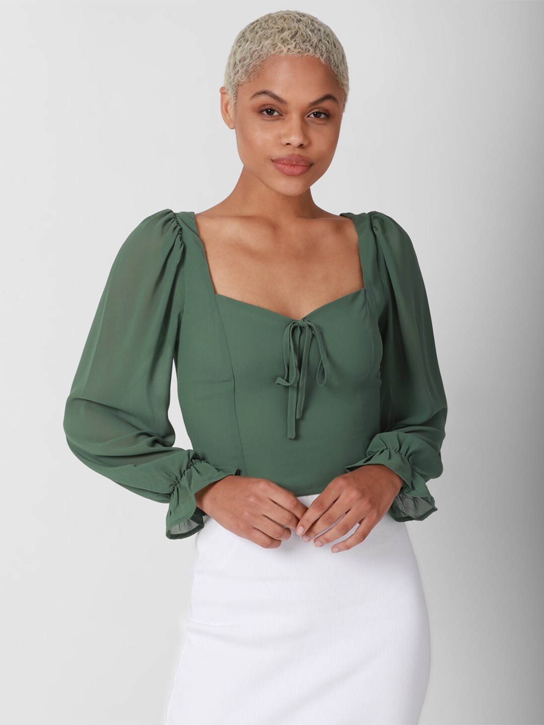 

FOREVER 21 Green Sweetheart Neck Crop Top