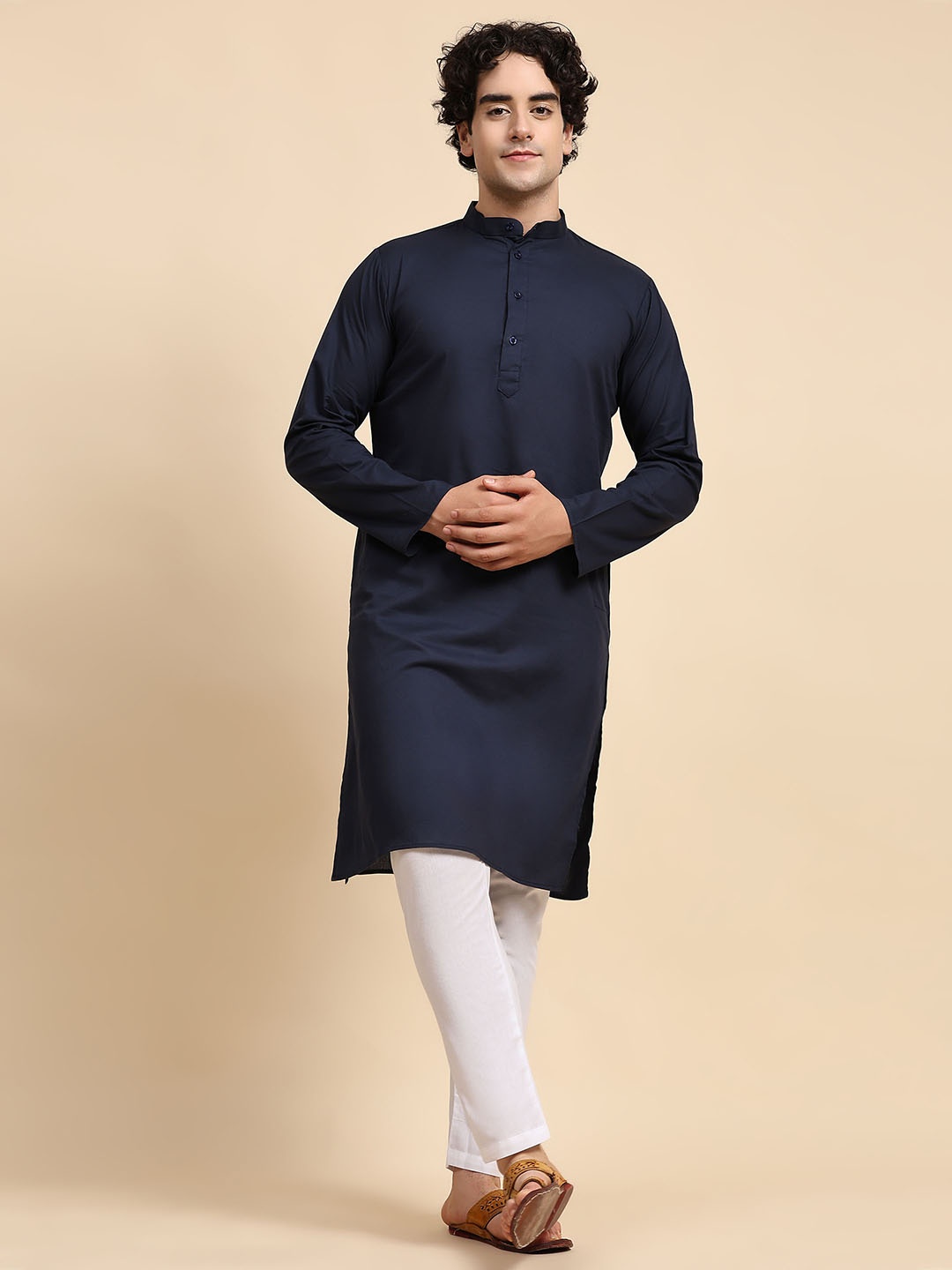

Enciger Men Blue Pure Cotton Kurta with Pyjamas
