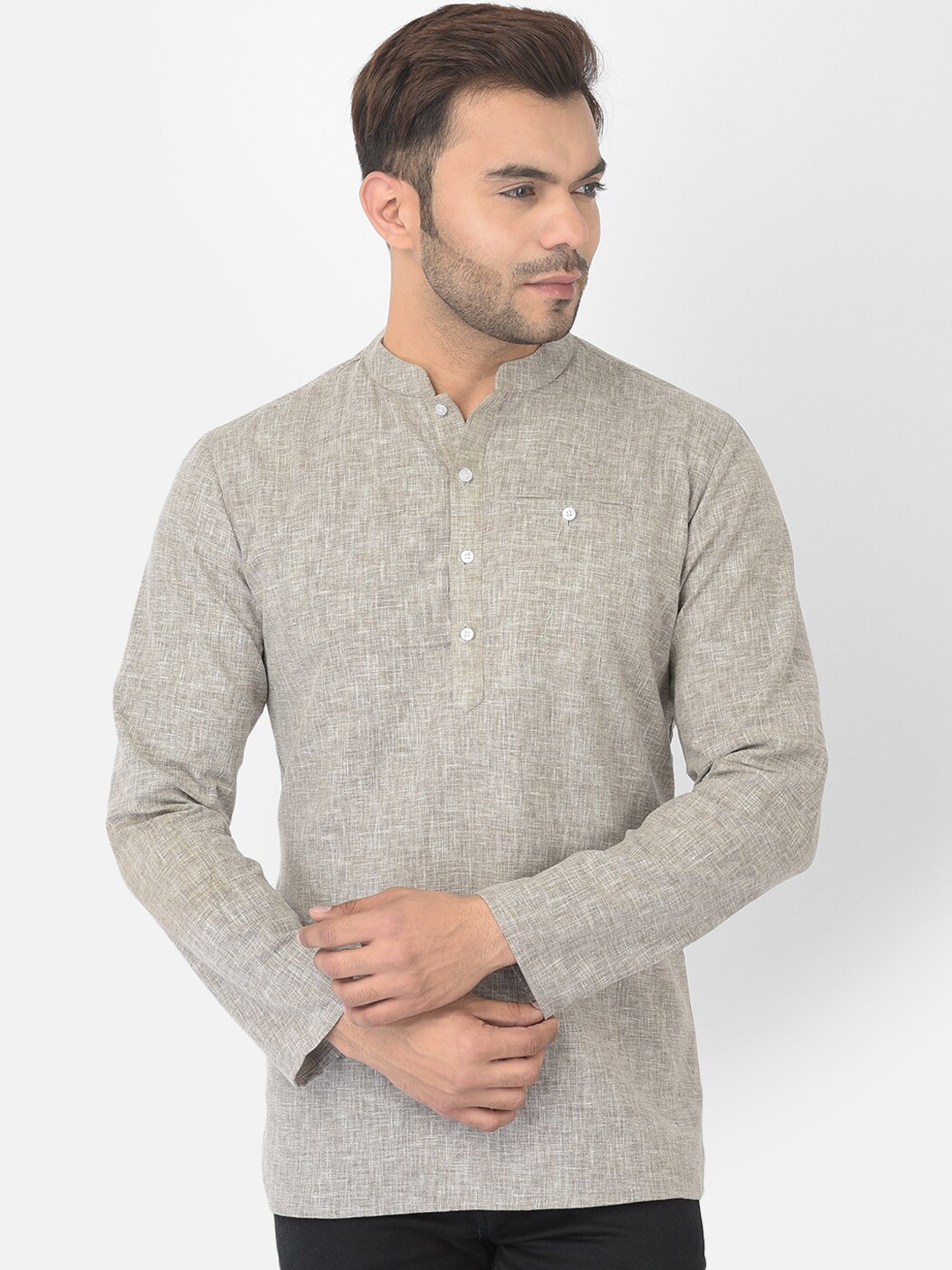 

DEYANN Men Grey Full Sleeves Mandarin Collar Short Kurta